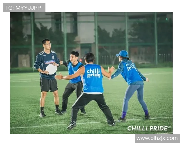 南京飞盘队中路突破战术解析与实战应用研究